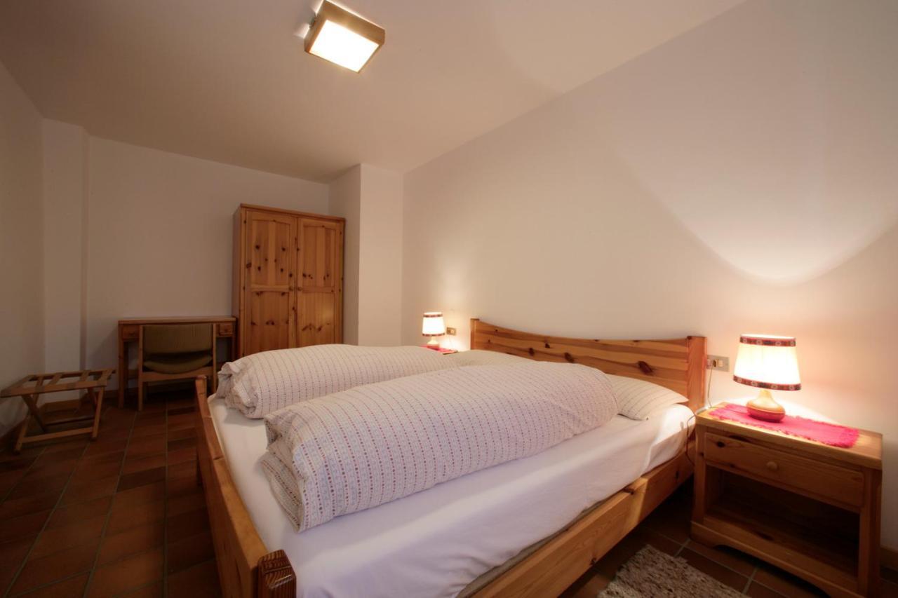 Apartments Gonzaga Canazei Room photo